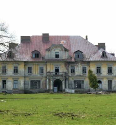 Bałtowski pałac